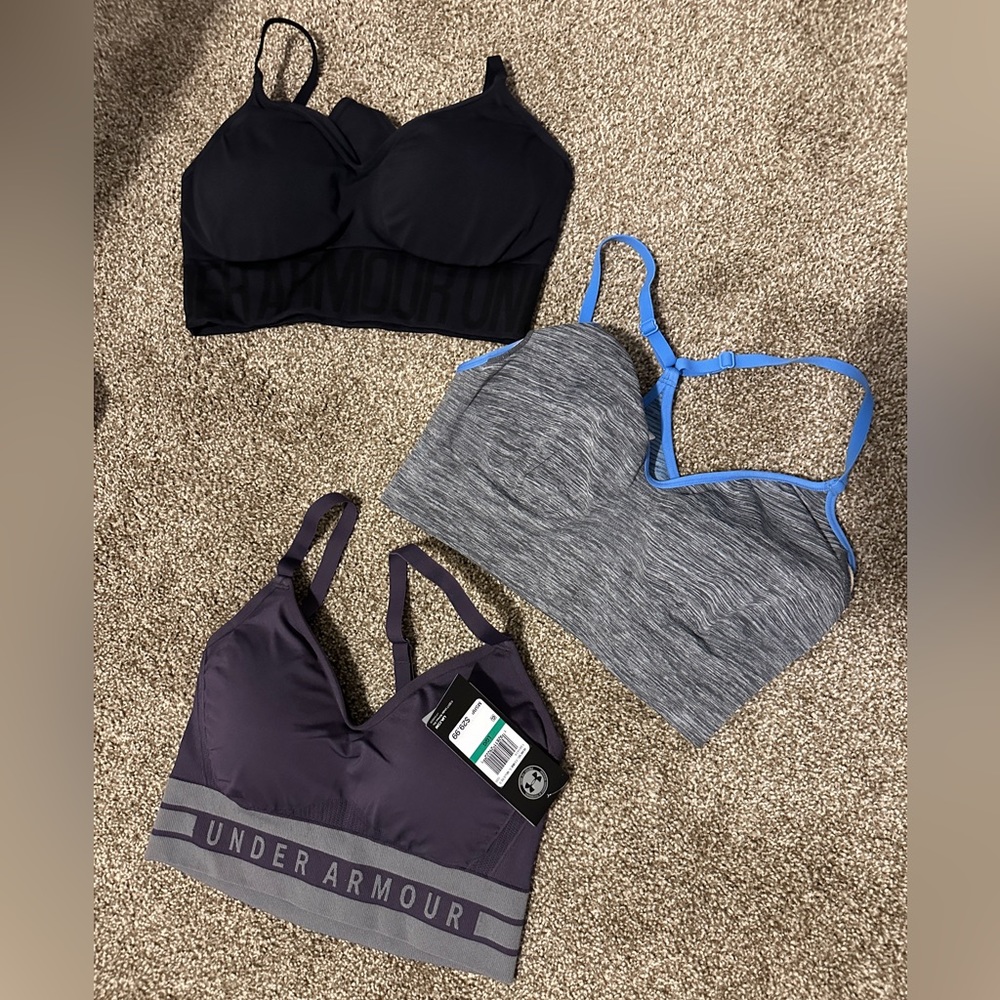 Under armour seamless low impact sports bra size LARGE, bundle of 3